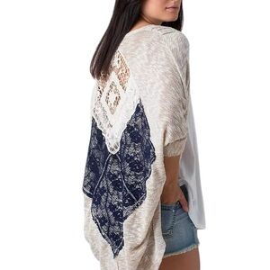 Blu Pepper Cocoon Cardigan Sweater size Medium. Excellent condition.